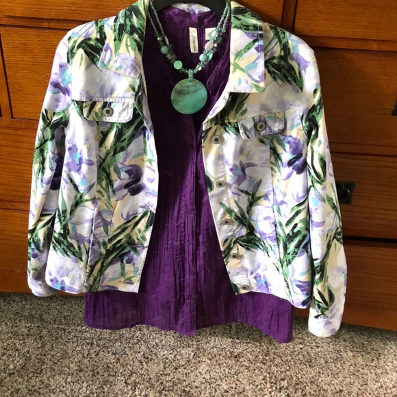 Adorable Denim Jacket - Picture 2 of 9